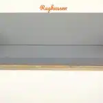Rugkussen op maat, strak model in grijze outdoorstof op een steigerhouten loungebank