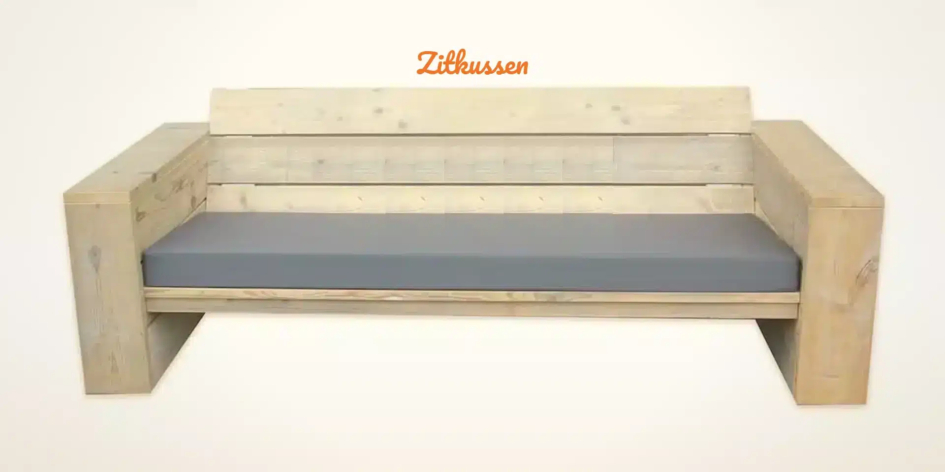zitkussen-strak-op-maat-v4 Zitkussen op maat, strak model in grijze outdoorstof op een steigerhouten loungebank